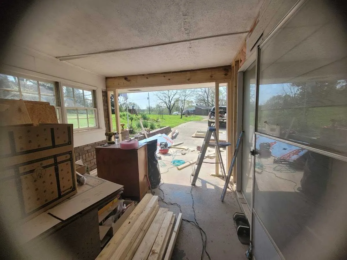 Air movers and dehumidifier for Drying & Dehumidification in East Wenatchee